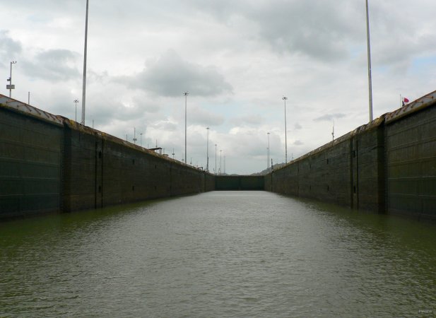 143- Ils construisent des ecluses encore plus grandes 